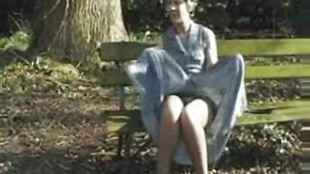 Elegante británico sexo gratis de madres e hijos voyeur viendo sub en la oficina