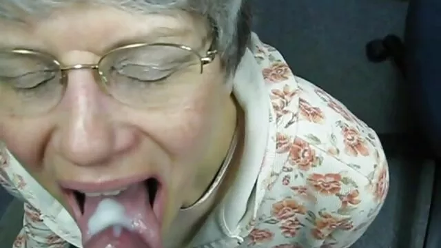 Abuela rubia insesto japones xxx