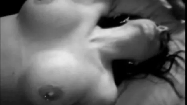 Rubia puta culo follada en traje de gato de incesto asiatico xxx látex rojo