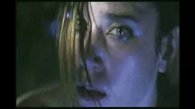 Teen squirting y la milf! Cuerpo pelicula completa insesto impresionante de 19 años!