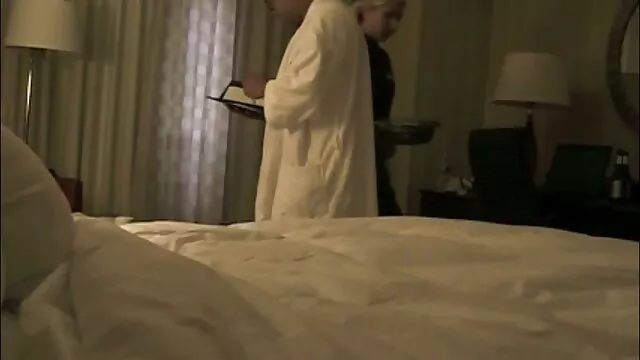 Brazzers - A los adolescentes les gusta lo grande - Qué jodida coincidencia 2 peliculas incesto español online