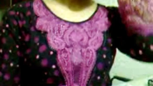Baylee Lee toma las bolas de polla negra de Mandingo hasta el fondo xxx orgias familiares