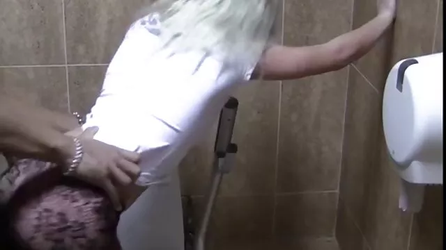 Enorme negro botín rebotando incesto de madres e hijas en dick 2