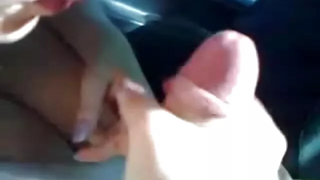 Reimi Fujikura xxx incesto masaje abre las piernas para una gran polla